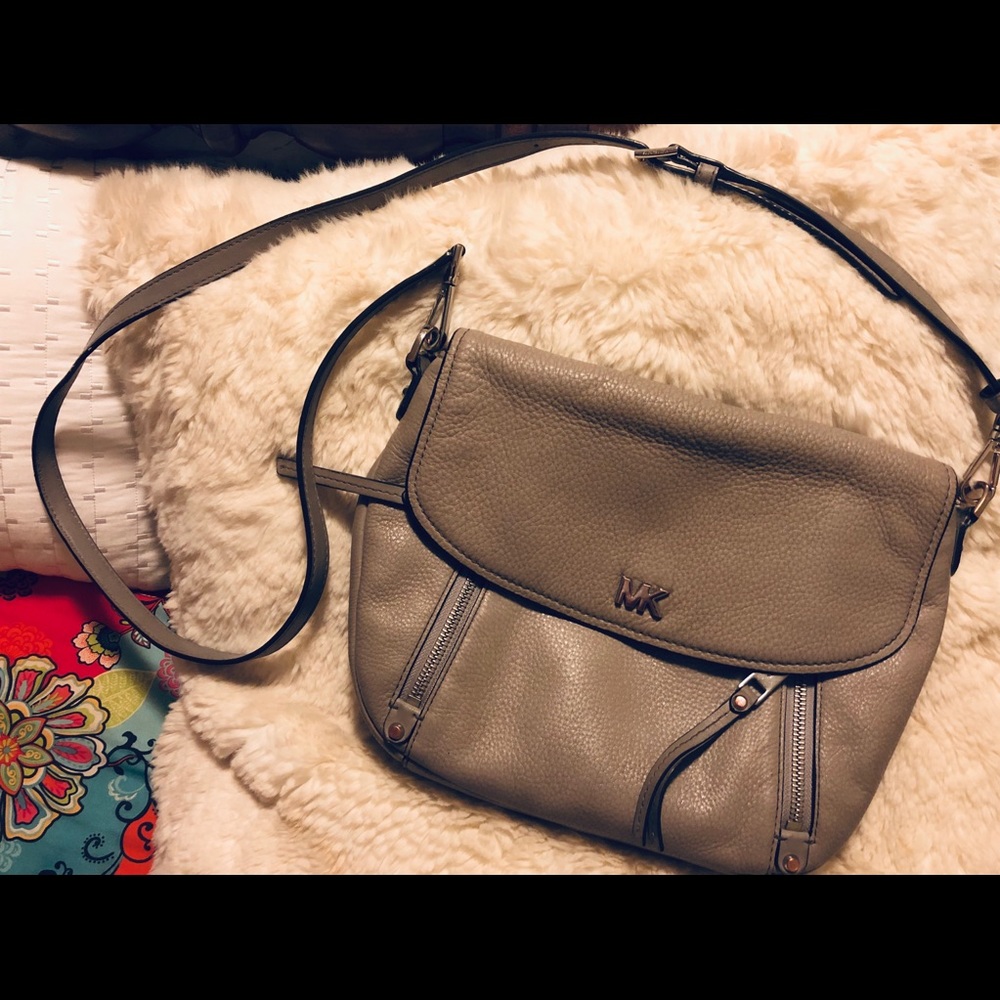 Michael Kors crossbody!